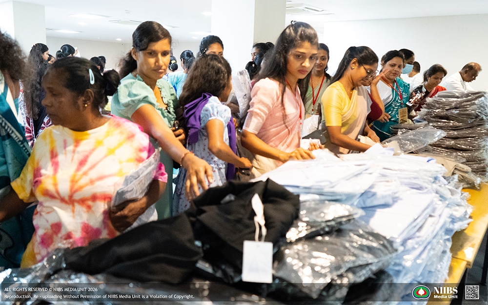 උපකුලපති නාහිමිපාණන් වහන්සේගේ ජන්ම දිනය නිමිති කරගෙන පවත්වන ලද නිමි ඇඳුම් දන්සල